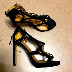 NEVER WORN H&M heels